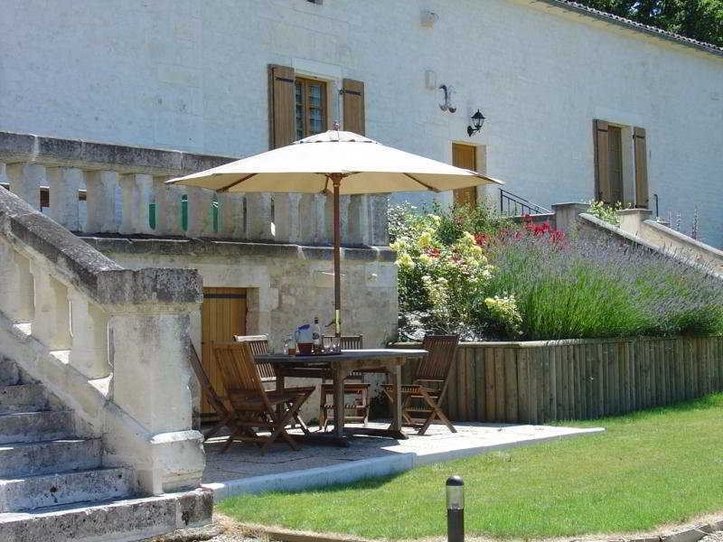 Hotel Le Relais De Saint-Preuil, The Originals Relais Vignes Du Cognac Exteriér fotografie